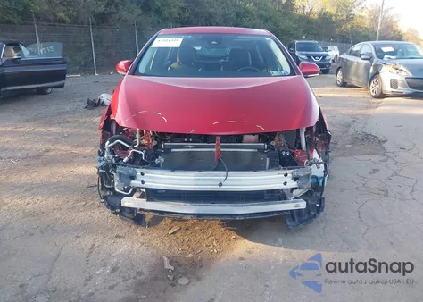 2018 Toyota Prius Prime Premium из США, поврежденный, VIN JTDKARFP5J3083648